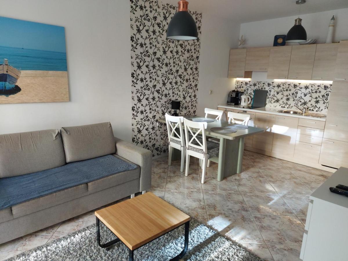 Apartament Portowy Z Garazem, Ul Towarowa Kołobrzeg Extérieur photo